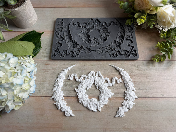 Wreath & Swags Mould